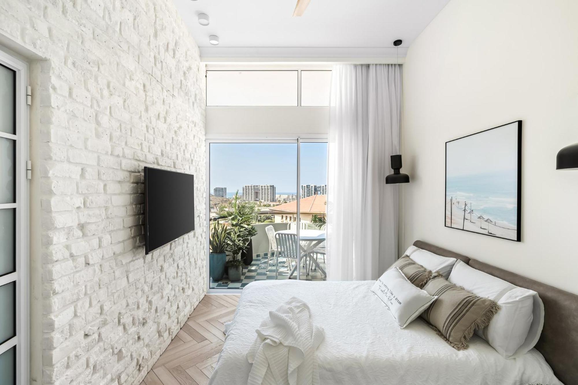 Sunsets Paradise 2Br With Parking By Beachfront Stay Herzelia Esterno foto